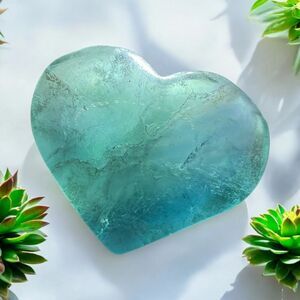 Blue Green Fluorite Crystal Heart (3)‎